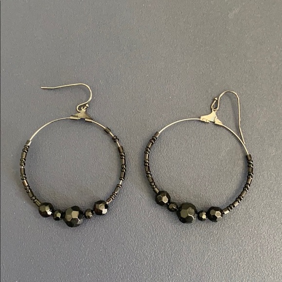 Hoop Earrings - Black jewels - Picture 1 of 1